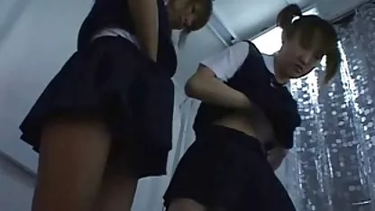 Marika membuat kakinya xnxx semi jepang full berjalan Kayla