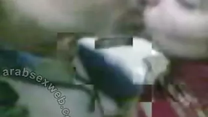 Salju terganggu dengan film sek semi jepang pantat besar ngentotin orang